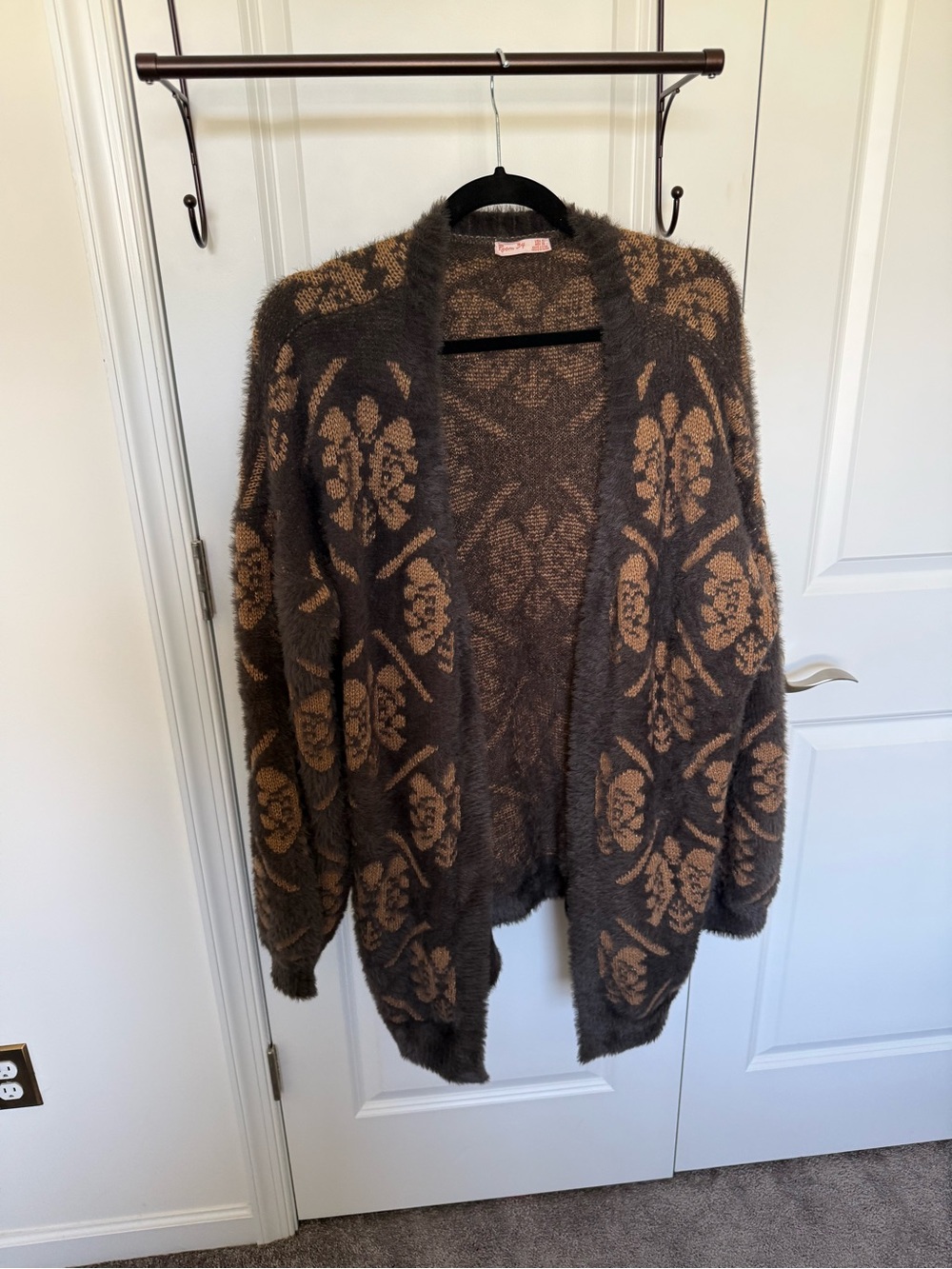 Open-Front Floral Jacquard Cardigan Sweater in Brown and Tan